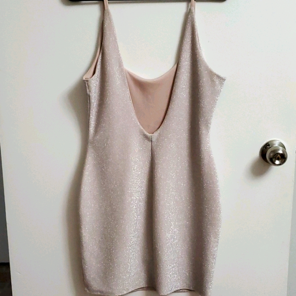 Dress - Picture 2 of 2